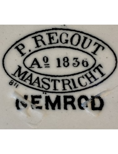 Plate / Decorative plate - Petrus Regout - décor NEMROD in black/white - peat date 1882