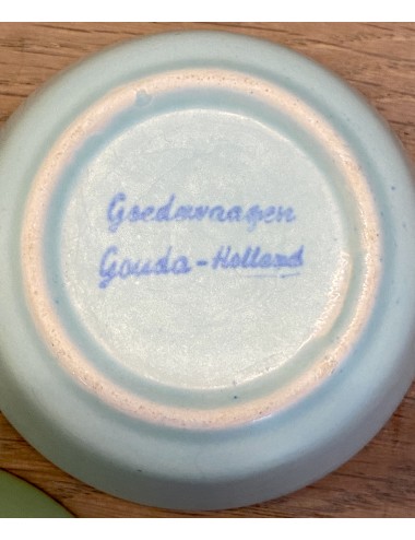 Bakje / Pindabakje - Goedewagen Gouda Holland - décor in pastelgroene kleur