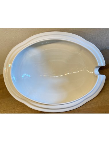 Soup tureen - oval model - Villeroy & Boch - décor ROSETTE