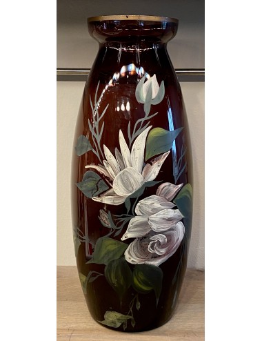 Vaas glas - hoog model - Booms (?) - décor met handgeschilderde bloemen