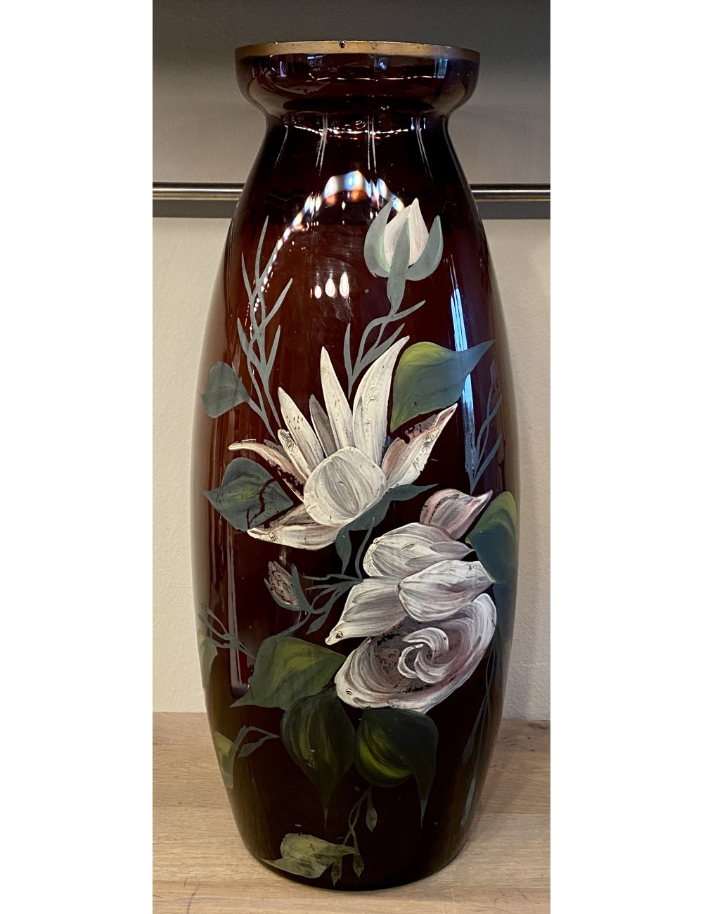 Vase glass - high model - Booms (?) - décor with hand-painted flowers