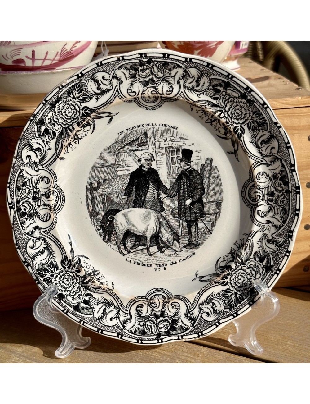 Decorative plate / Dessert plate - Gien - Geoffroy et Cie - décor in black and white - No. 2 La Fermier....