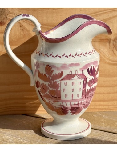Milk jug / Cream jug - Sunderland lustreware/pink lustreware - ca. 1820-1825 - cottage design