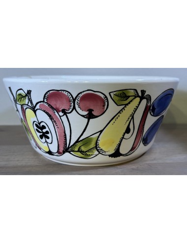 owl / Salad Bowl - Zell am Harmersbach, Zeller Keramik Manufaktur - décor with various fruits