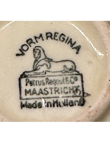 Melkkan - Petrus Regout - vorm REGINA - décor in crème met goudkleur afwerking