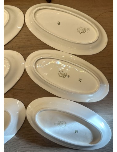 Fish plates set consisting of a larger oval plate and 6 smaller plates - Max Roesler, Rodach