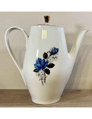 Teapot - porcelain - Wunsiedel Bavaria - décor in white with blue with white flowers