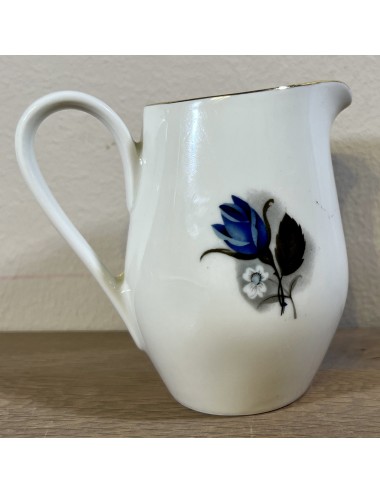 Milk jug - porcelain - Wunsiedel Bavaria - décor in white with blue with white flowers
