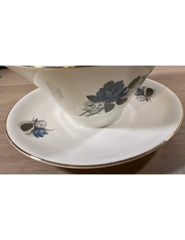 Gravy boat / Sauce boat - round model - porcelain - Wunsiedel Bavaria - décor in white with blue with white flowers