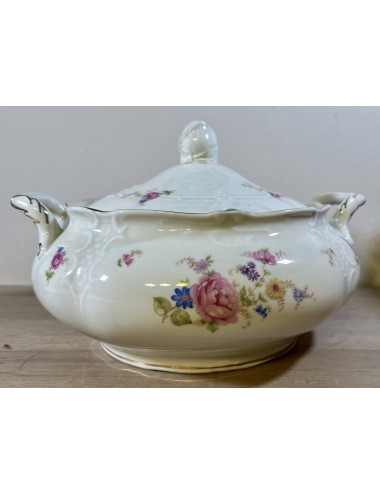 Tureen - smaller model - Mosa - décor in blue/pink flowers