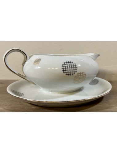 Gravy boat / Sauce bowl - porcelain - marked with a W - décor in a black and gold mesh motif