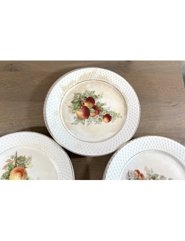 Ontbijtbord / Dessertbord / Fruitbord - Societe Ceramique Maestricht - décor in verschillende soorten fruit