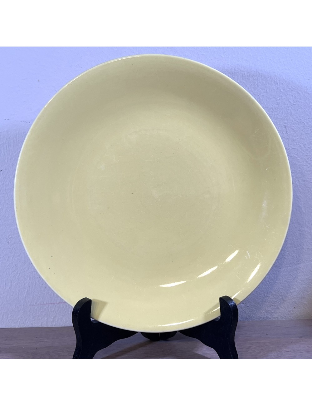 Dinner plate / Dinner plate - Boch - version in ochre yellow