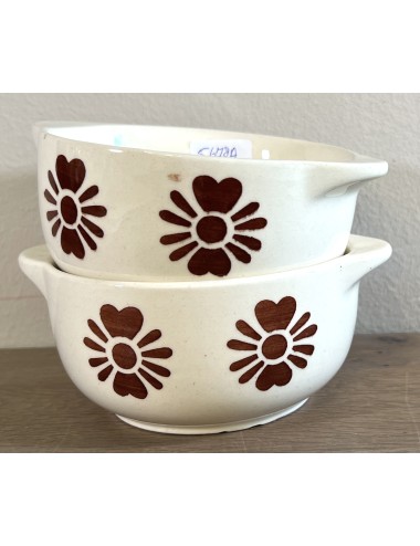 Soup bowl / Dessert bowl - marked DDR? - executed in cream with brown flowers