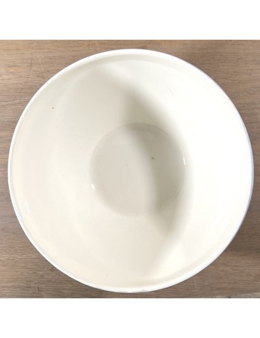 Bowl / Plate - unmarked - executed in gray/blue