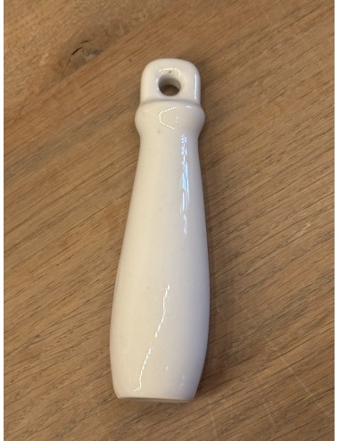 Toilet puller - porcelain - white, more elongated model, with hanging eye