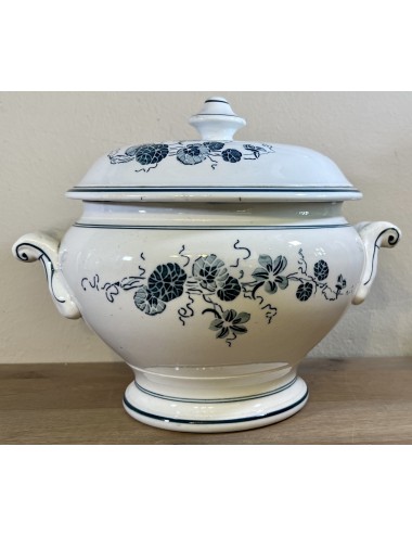 Soup tureen / Tureen - unmarked - décor with stylized ivy with stripes in petrol color