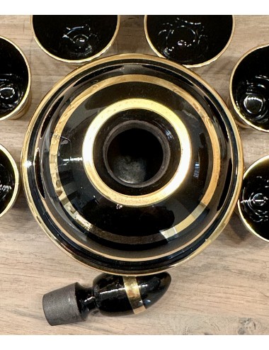 Liqueur set - decanter with 6 glasses - Booms glass from the Rupel - executed in black with gold color