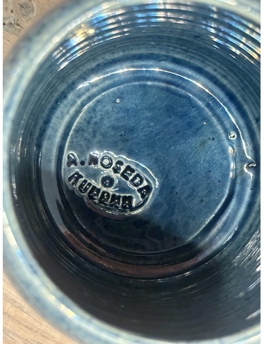 Bierpul - handgemaakt door A. Noseda uit Kuurne - gemerkt binnenin bodem - blauw model