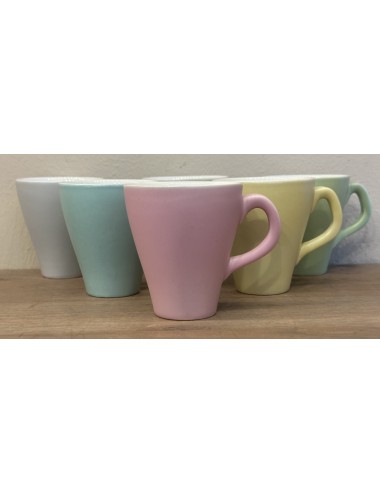Set van 6 mokka/koffie kopjes (zonder schotel) in verschillende pastelkleuren - plateel