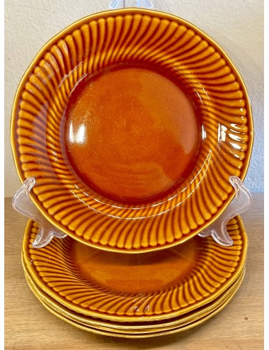 Ontbijtbord / Dessertbord - Boch - vorm TRIANON uitgevoerd in bruine kleur