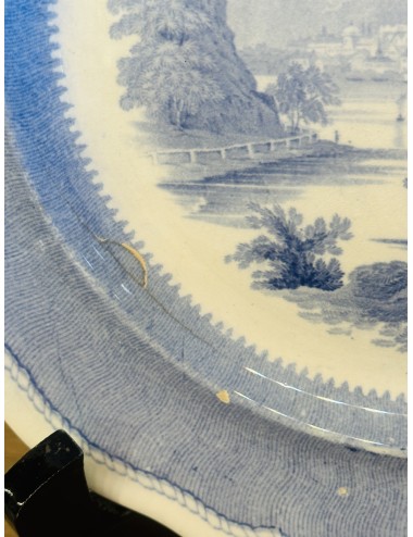 Bord - Davenport - gedateerd ca. 1870 - décor van landschap en bergen/kastelen