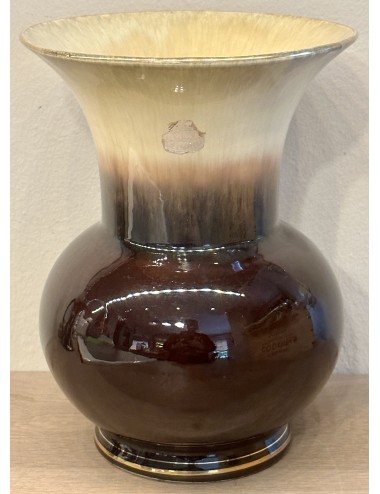 Vaas - BAY Keramik (Duitsland) - gemerkt met Germany 203.20 - uitgevoerd in tinten donker- en lichtbruin
