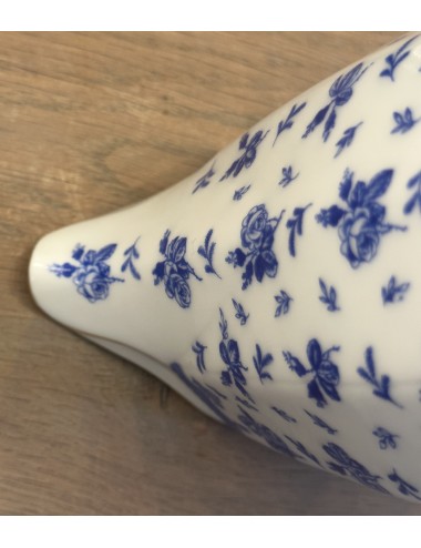 Schaaltje / Soepschaaltje / Soepkom - gemerkt JAJ England - wit melkglas met een décor van grijs-bruin-blauwe bloemen