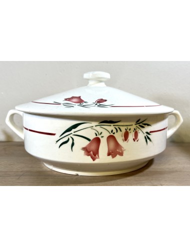 Tureen / Cover dish - St. Amandiose - spray decor of red bellflowers