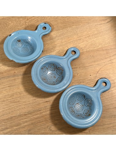 Tea strainer / Small colander - round model - Danish enamel?