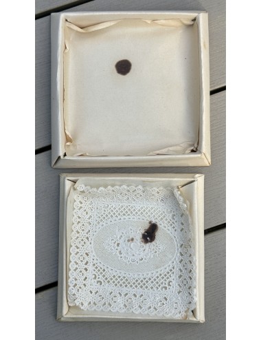 Doopsuikerdoosje - vierkant model met afbeelding van zwaluwen