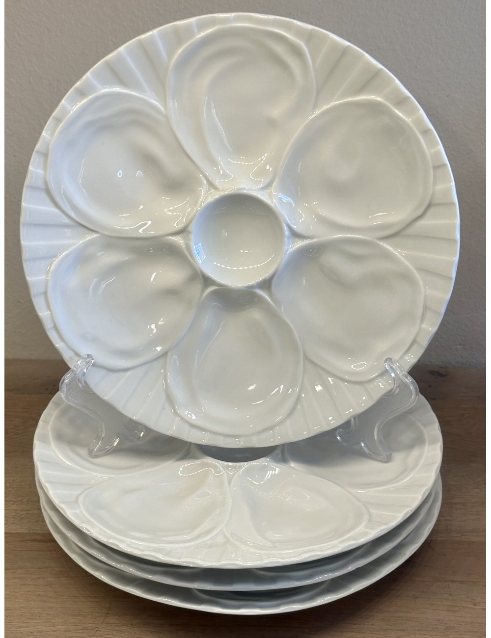 Oyster plate / Plate for oysters - Pillivuyt - executed in white