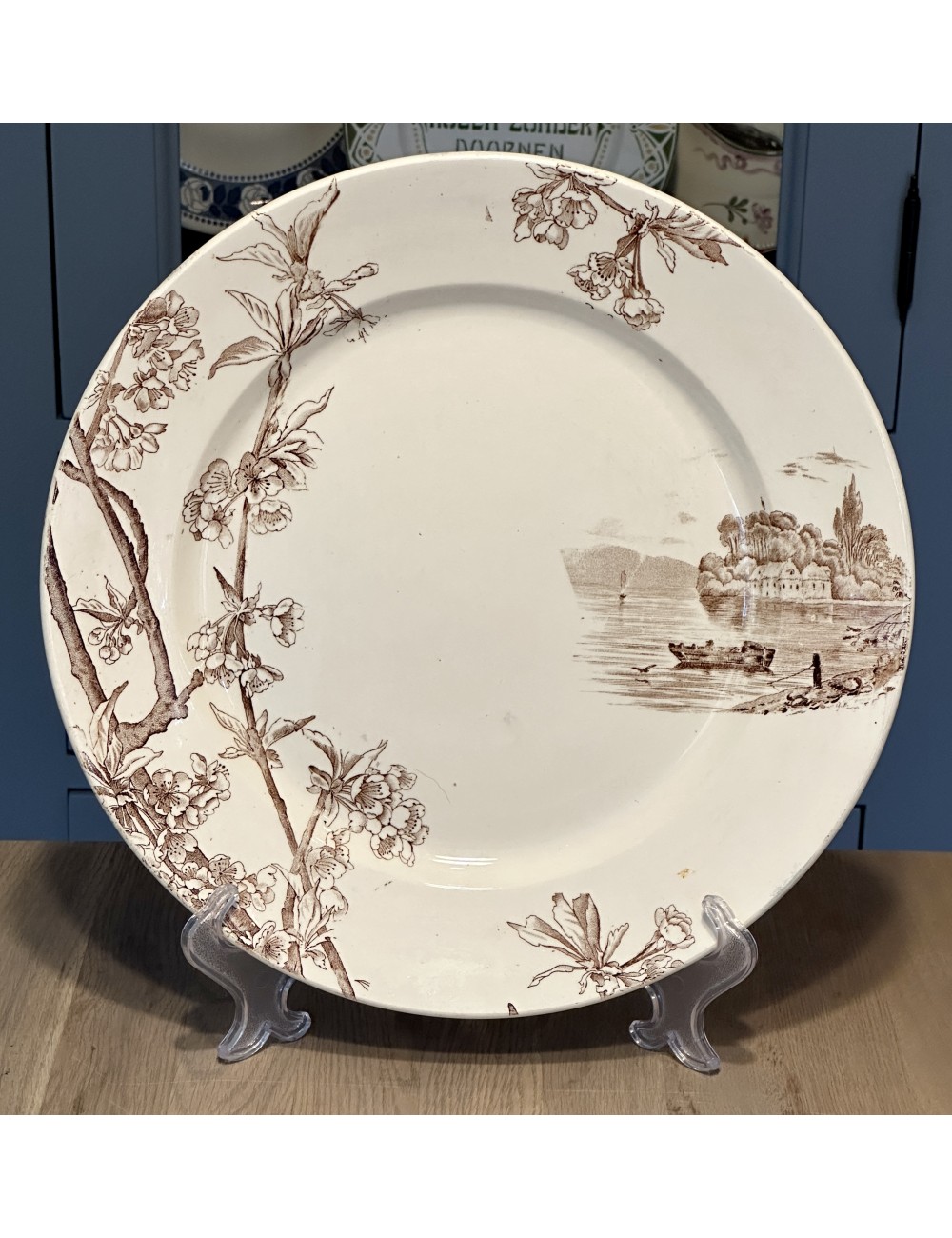 Plate - large model - Creil & Montereau - SERVICE CERISIERS in brown with cherry blossom
