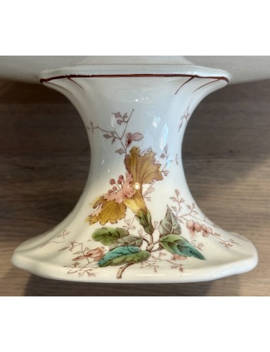 Tazza / Bowl on medium base - not marked but Luneville - décor of flowers in ochre, pink and green
