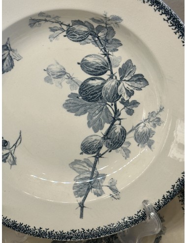 Deep plate / Soup plate / Pasta plate - U&Cie (Utzschneider & Cie) Sarreguemines - décor GROSEILLES executed in blue/jeans blue