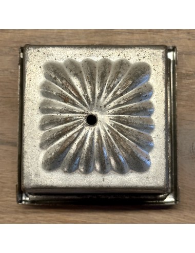 Ijsvorm / Ice mould - kleiner vierkant metalen model in 2 delen