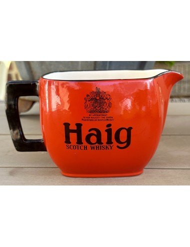 Whisky jug - Carltonware England 6/56 - for HAIG SCOTCH WHISKY - finished in red and black