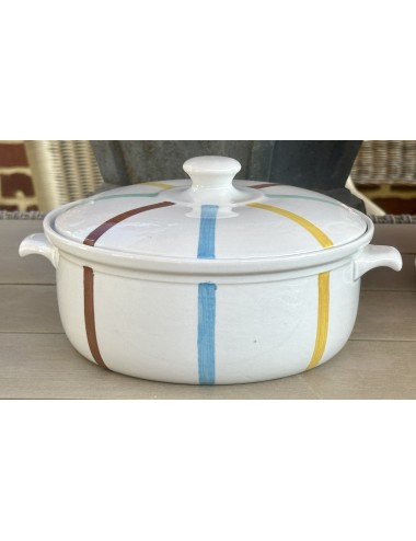 Oven dish - round model with ears and lid - Parafeu / De Sphinx - décor CANDY-STRIPE (1956-1960)
