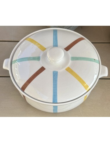 Oven dish - round model with ears and lid - Parafeu / De Sphinx - décor CANDY-STRIPE (1956-1960)