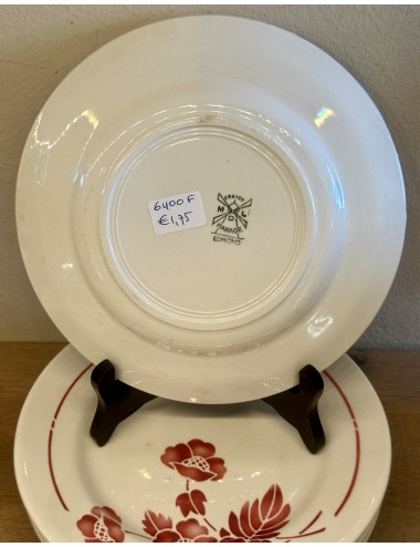 Breakfast plate / Dessert plate - Moulin des Loups Hamage - décor EDMOND executed in red