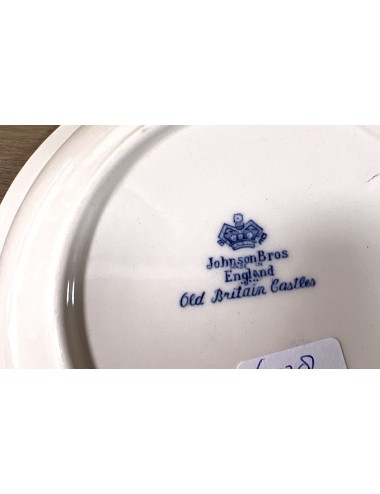 Schaal / Serveerschaal - vierkant model - Johnson Bros England - décor OLD BRITAIN CASTLES uitgevoerd in blauw