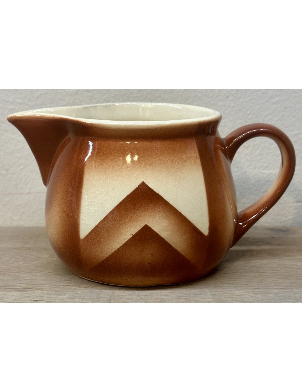 Milk jug / Cream jug - refractory -Bunzlan Germany - spritzmuster décor in different shades of brown