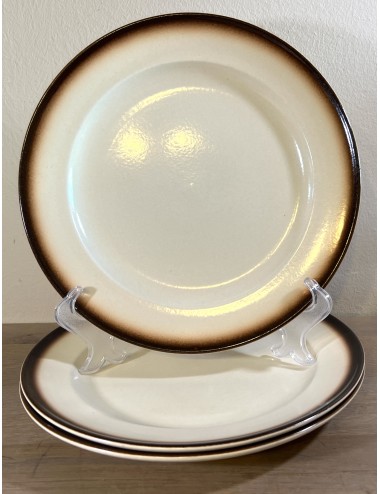Dinner plate - Boch - décor SIERRA (stoneware?) executed in cream with a brown border