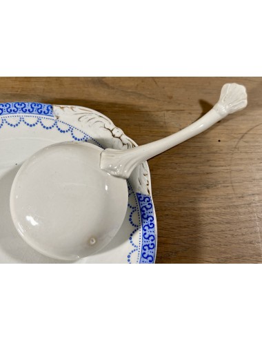 Tureen / Sauce dish - with matching spoon - unmarked (English?) - décor with white background, blue rim