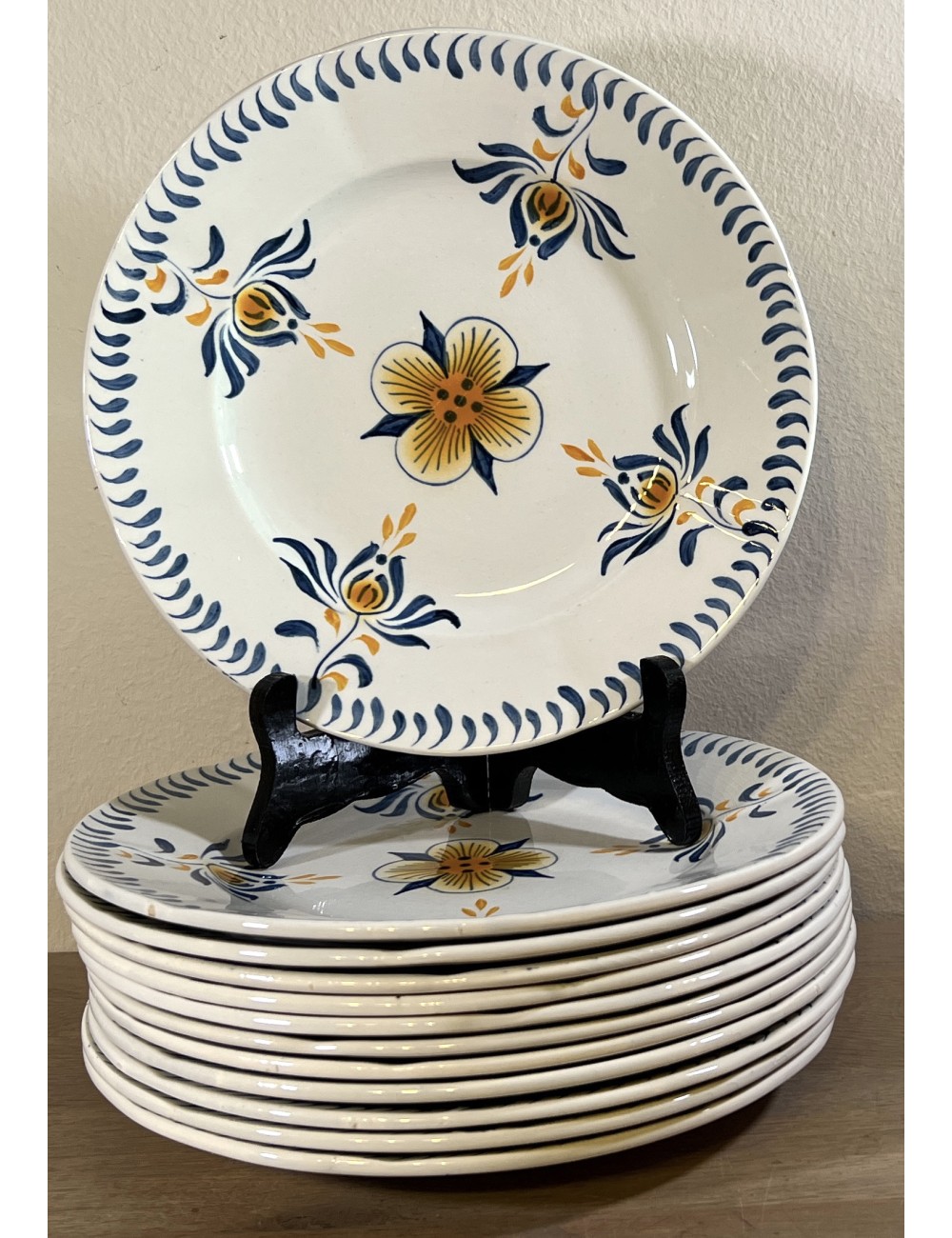 Breakfast plate / Dessert plate - Sarreguemines - décor 3050A with processing in blue and orange