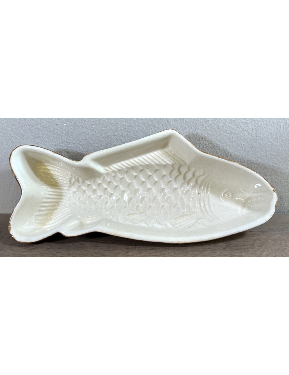 Pudding mold - in the shape of a fish - Villeroy & Boch - made of brown ceramic