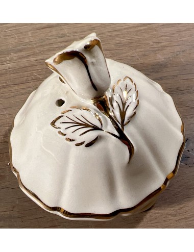 Deksel van een koffiepot (of theepot?) - Boch - vorm TOURNAI - uitgevoerd in crème met goudkleurige accenten