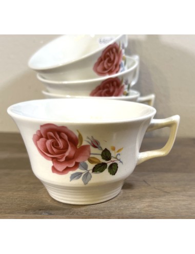 Cup - without saucer - Boch - form ANGLAISE (?) with décor of a pink rose