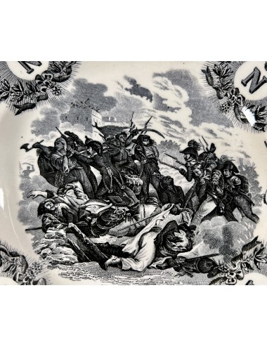 Dessert plate / Decorative plate - Boch - executed in black and white - Combat de Benhout - 8 Mars 1799 (Napoleon)