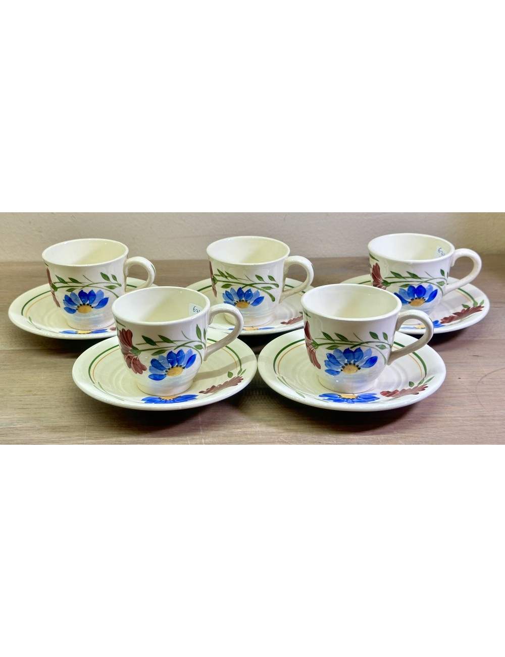 Cup and saucer - mug cups - Boch Frères Keramis (B.F.K) - Boch BOERENBONT-like hand-painted décor